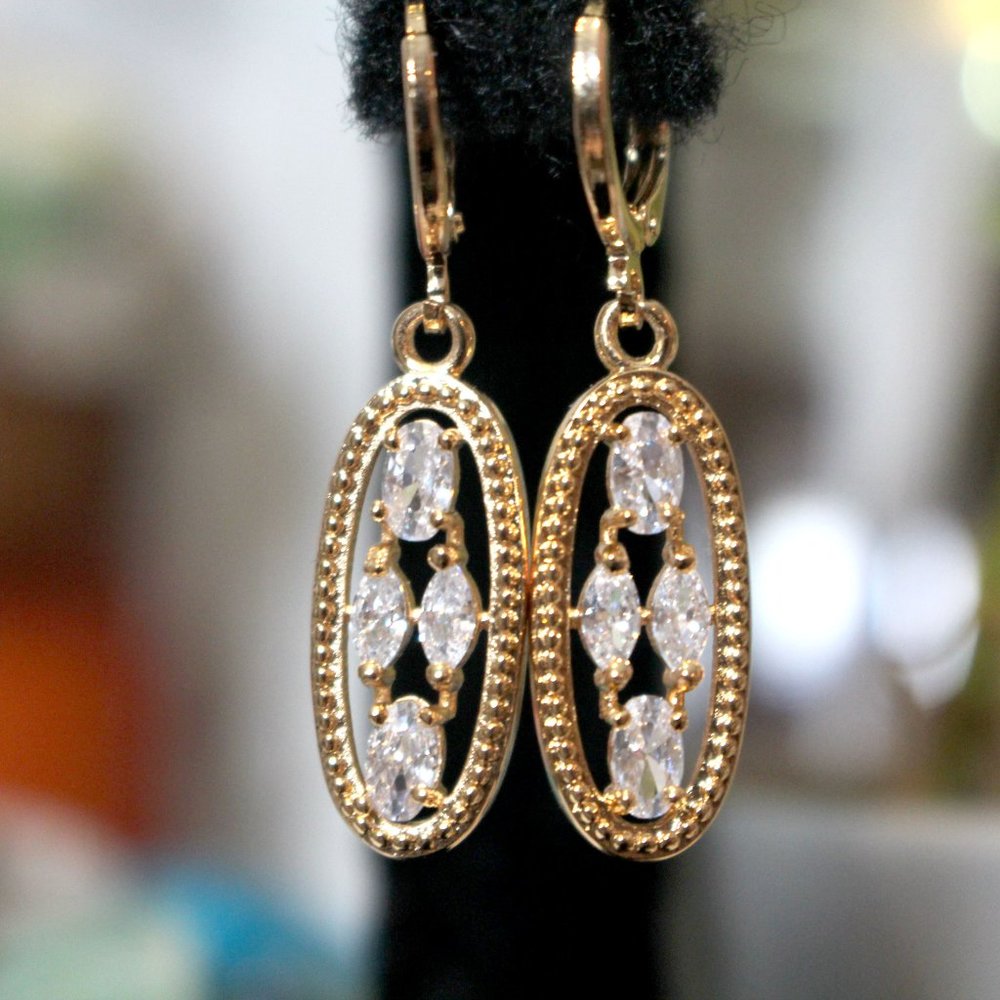 ✨18K Yellow Gold Filled Oval Elegant Dangle Earrings✨